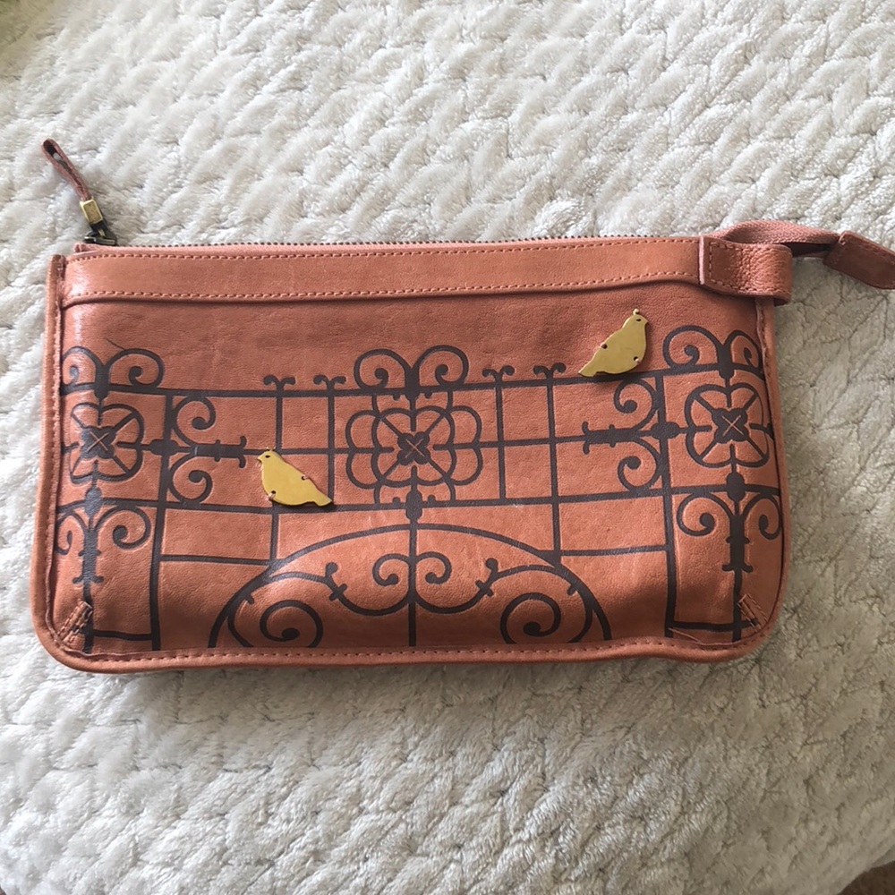 Fossil Leather Pouch!